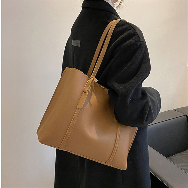 Classic Black Faux Leather Tot - Women Bags Aldo 评论和价格
