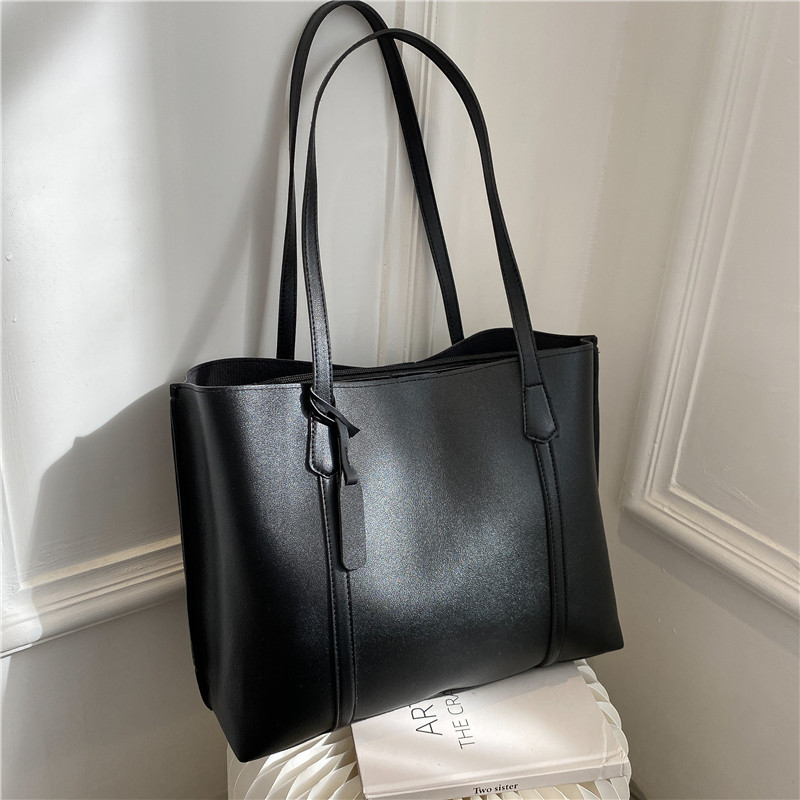 Classic Black Faux Leather Tot - Women Bags Aldo 评论和价格
