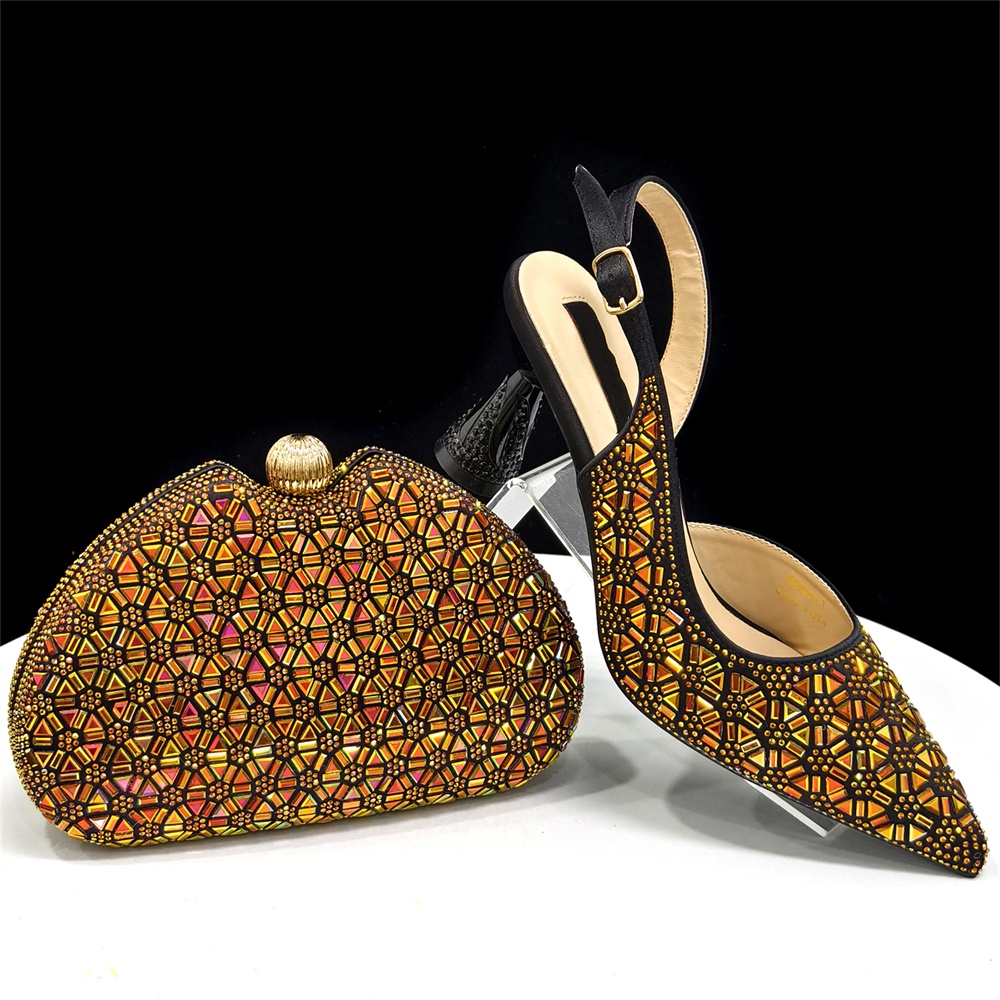 Dubai Fashion Woman Pumps Shoe - Women Bags In Dubai 评论和价格