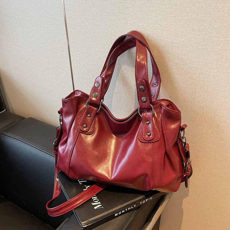 Retro Oil Wax Faux Leather Tot - Women Bags Aldo 评论和价格
